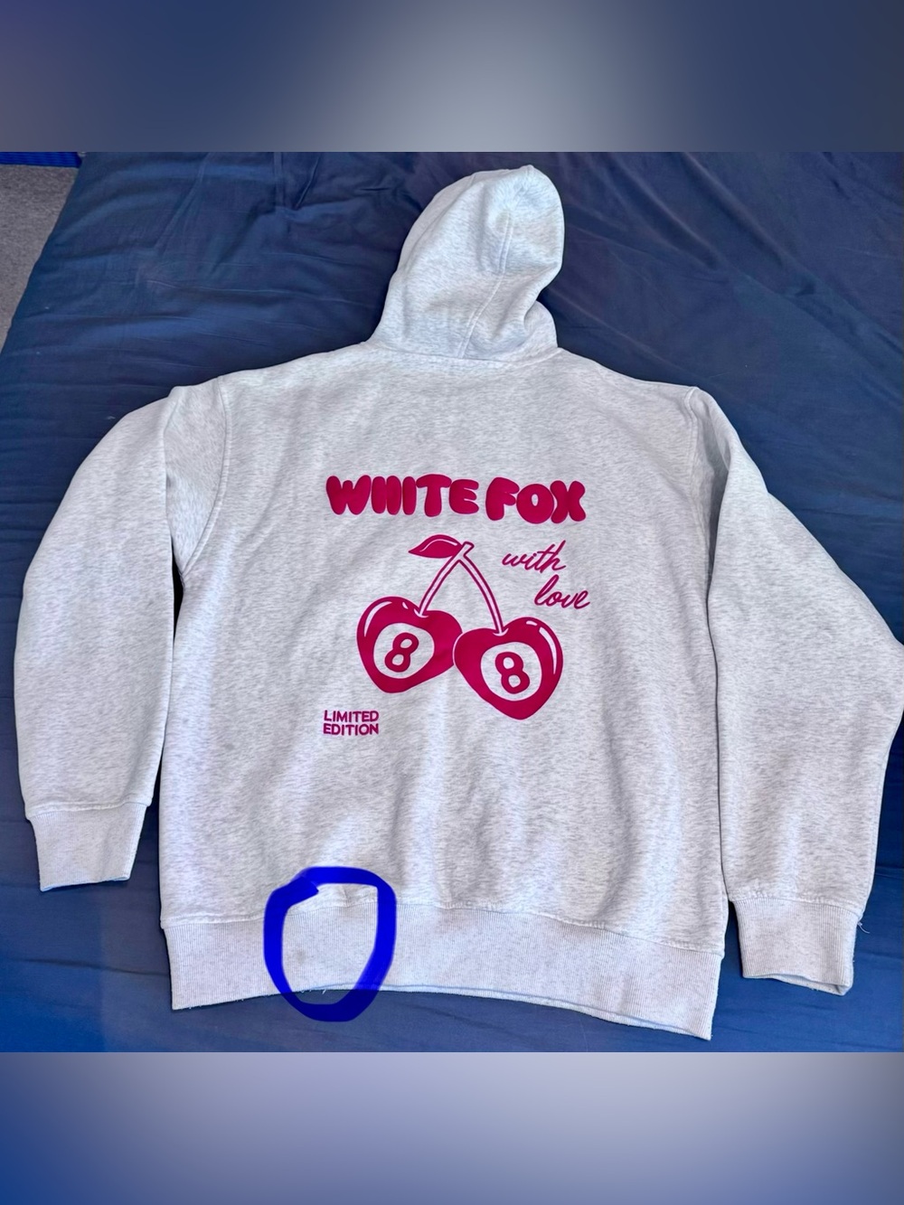 White Fox Red Grey Hoodie READ LISTING STAINS Size M/L Cherry 8